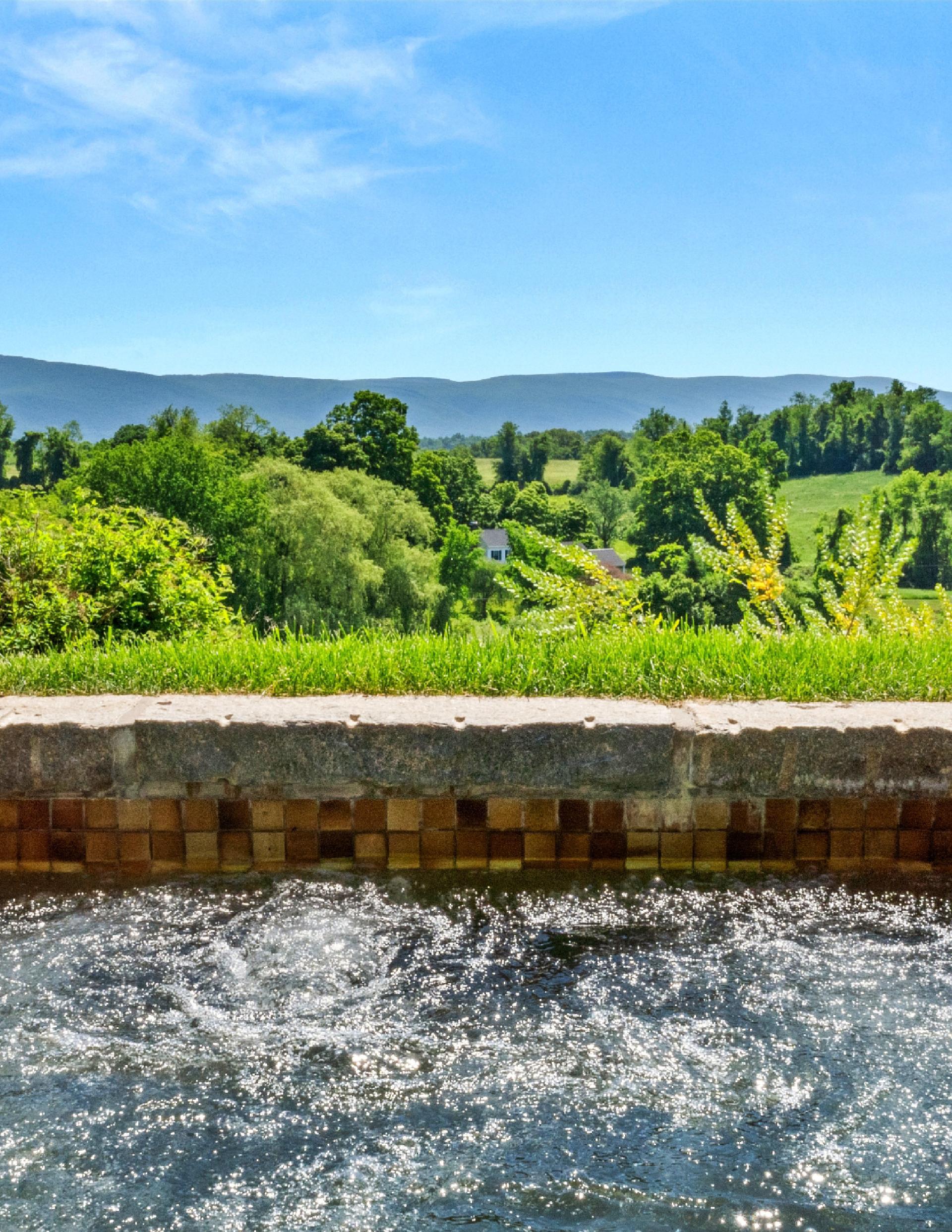 1722 Wheyfield Drive Property Photo 1