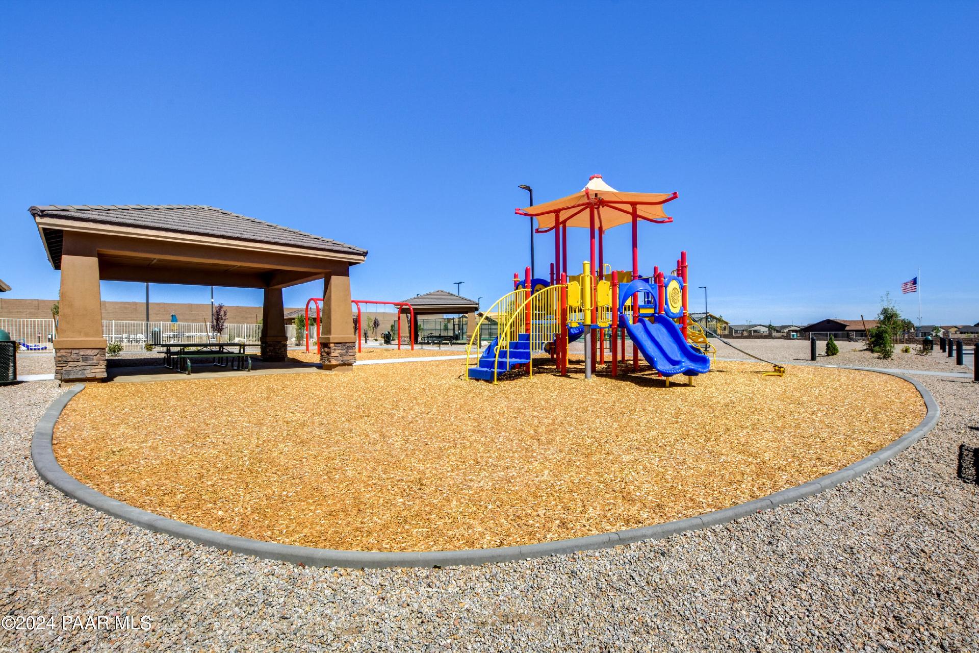 382 Country Club Parkway Property Photo 17