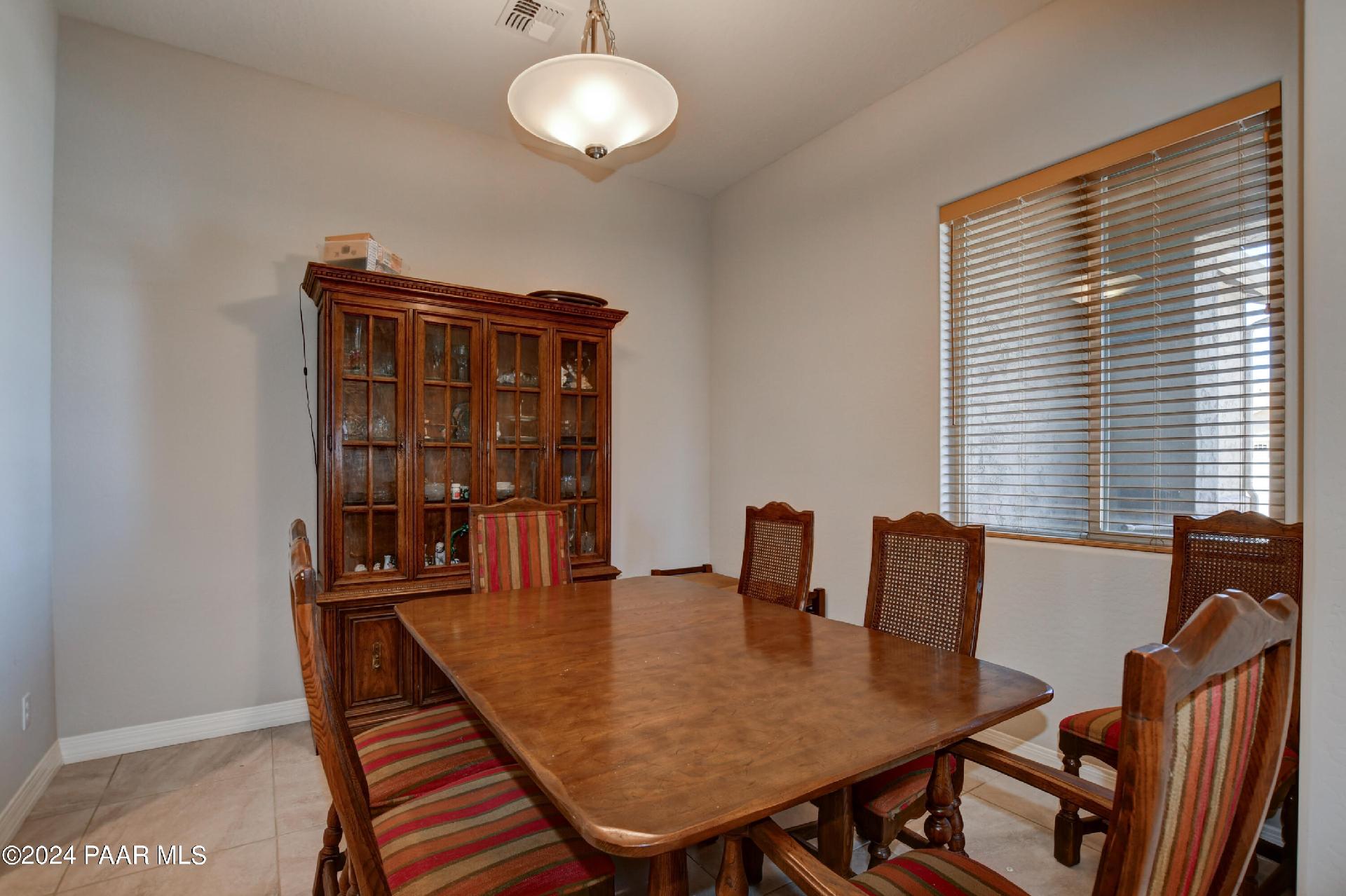 382 Country Club Parkway Property Photo 18